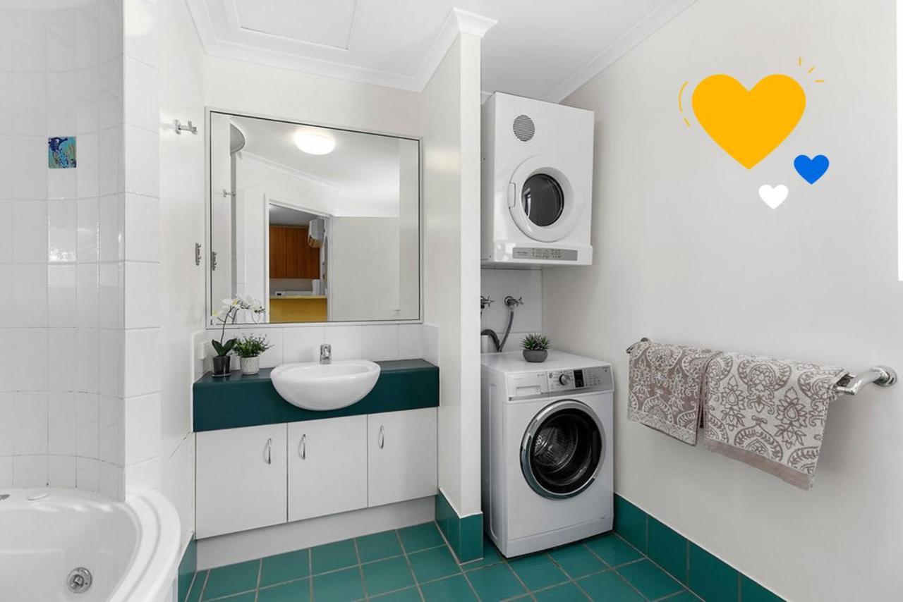 Gorgeous Apartment In Luxurious Noosa Resort Noosaville Esterno foto